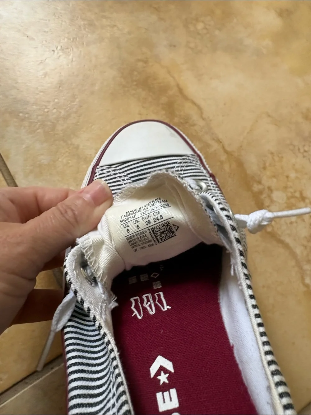 Converse classic low
